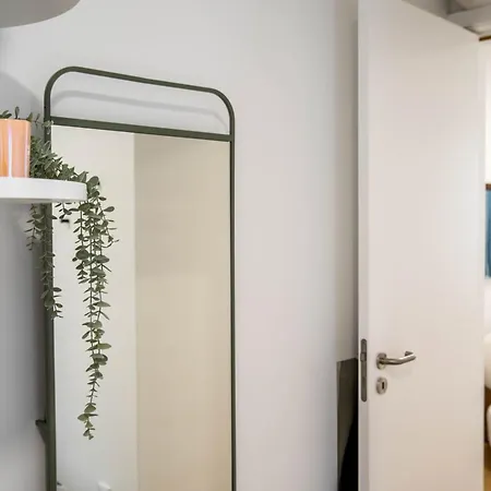 Cedofeita 2br Duplex W/ Garage By Lovelystay بورتو